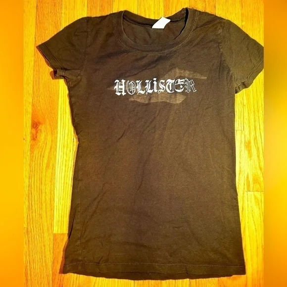Hollister short sleeve Top with logo print in front - Picture 7 of 8